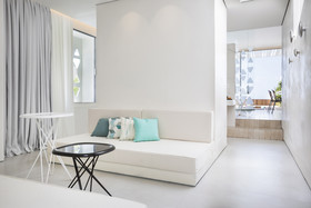 Mykonos Dove Beach Hotel