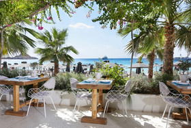 Mykonos Dove Beach Hotel