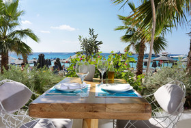 Mykonos Dove Beach Hotel
