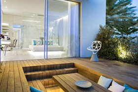Mykonos Dove Beach Hotel