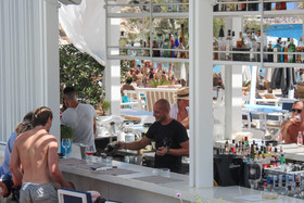 Mykonos Dove Beach Hotel