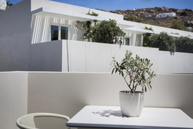 Mykonos Dove Beach Hotel