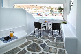 Petinos Beach Hotel