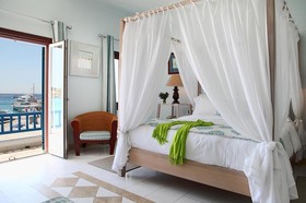 Petinos Beach Hotel