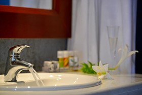 Petinos Beach Hotel