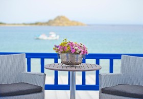 Petinos Beach Hotel