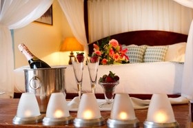 Petinos Beach Hotel
