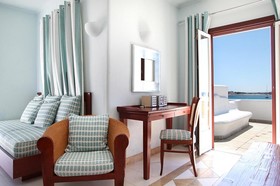 Petinos Beach Hotel