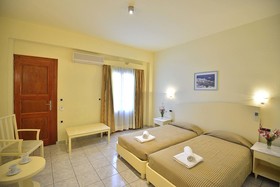 Petinos Hotel