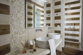 Petinos Hotel