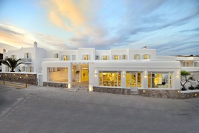 Petinos Hotel