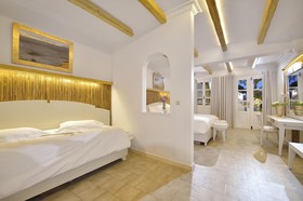 Petinos Hotel