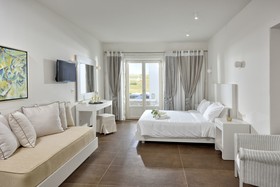 Petinos Hotel