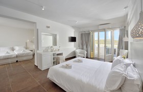 Petinos Hotel