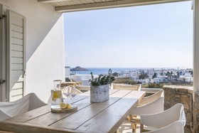 Villa Blue - White by Thea-Concept