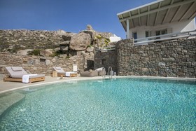 Villa Blue - White by Thea-Concept