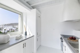 Villa Blue - White by Thea-Concept