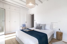Villa Blue - White by Thea-Concept