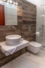 Etesians Luxury Suites