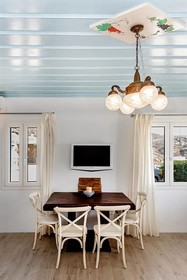 Etesians Luxury Suites