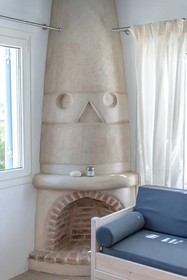 Etesians Luxury Suites