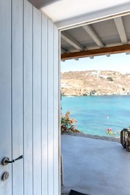 Etesians Luxury Suites