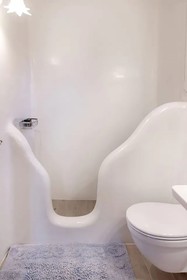 Etesians Luxury Suites
