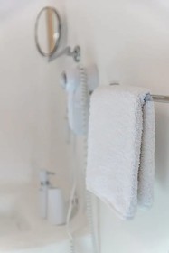 Etesians Luxury Suites