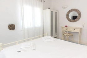 Etesians Luxury Suites