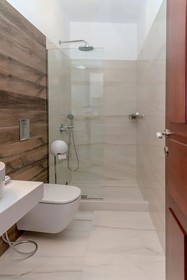 Etesians Luxury Suites