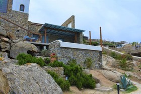 Etesians Luxury Suites