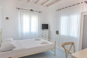 Etesians Luxury Suites