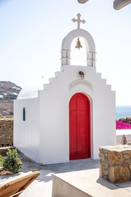 Etesians Luxury Suites