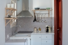 Etesians Luxury Suites