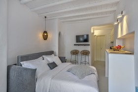 Mykonian Mews
