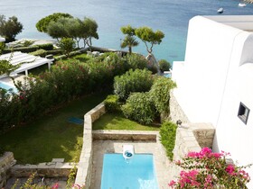 Mykonos Blu, A Grecotel Resort to Live