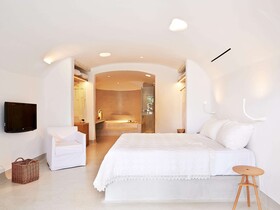 Mykonos Blu, A Grecotel Resort to Live
