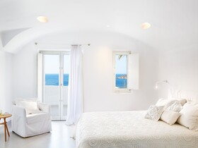 Mykonos Blu, A Grecotel Resort to Live