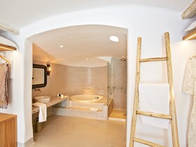 Mykonos Blu, A Grecotel Resort to Live