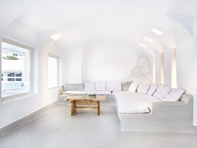 Mykonos Blu, A Grecotel Resort to Live