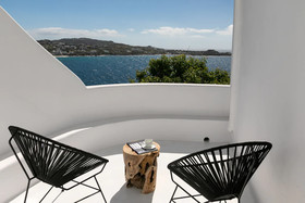 Psarou Black Villa