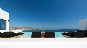 Psarou Black Villa