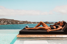 Psarou Black Villa
