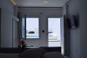 Croco Mykonos