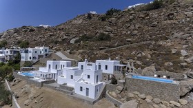 Sealine Villas