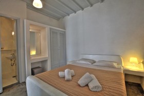 Vista Loca Mykonos