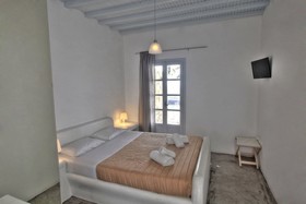 Vista Loca Mykonos