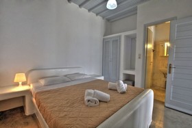Vista Loca Mykonos