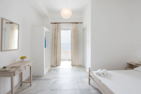 Infinity Abram Hotel