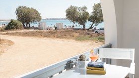 Ippokampos Beachfront Hotel